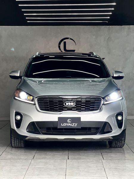 Kia Sorento Trust Zenith - imagen secundaria 2