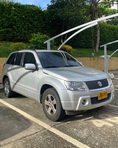 SUZUKI GRAND VITARA SZ 2.0 - imagen secundaria 1