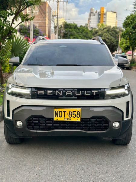 Renault Duster E-Tech 2026 híbrida 4x4 - imagen secundaria 1