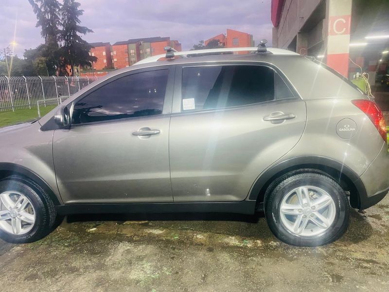 Ssangyong Korando 2014 Mec - Gasolina - imagen secundaria 2
