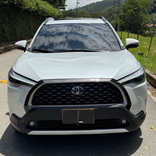 Toyota corolla cross Seg 2022 híbrida - imagen secundaria 1