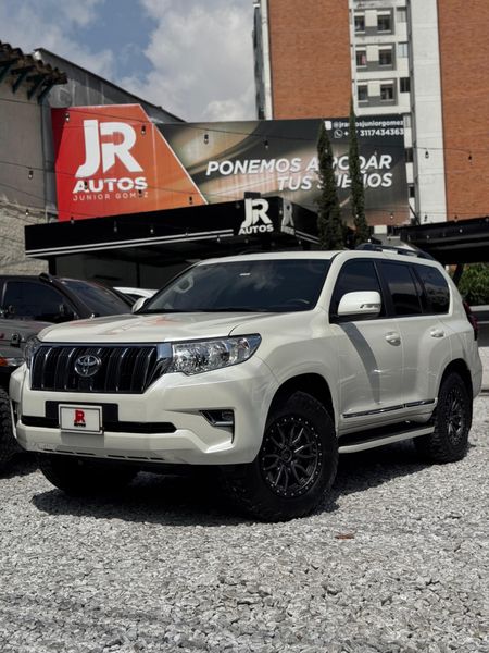 TOYOTA LAND CRUISER PRADO TXL 2021