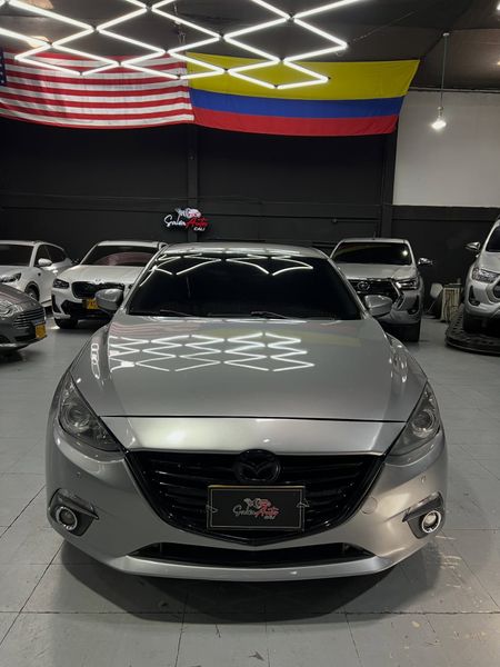 Mazda 3 Touring 2.0 Automático - imagen secundaria 1