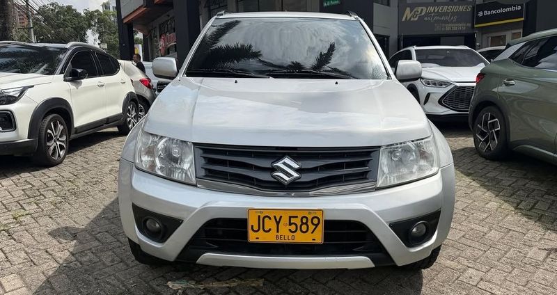 Suzuki Grand Vitara - imagen secundaria 1