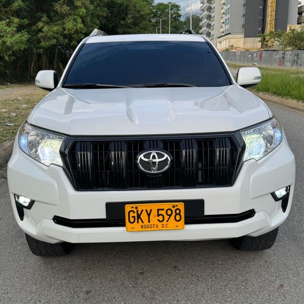 Toyota Prado txl 2019 diesel 3.0 - imagen secundaria 2