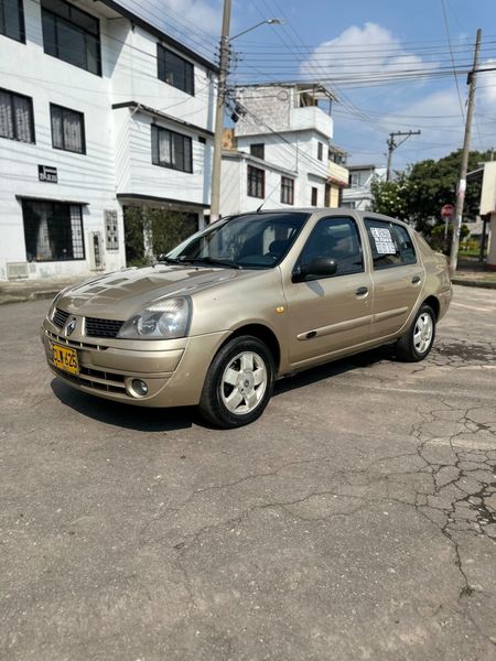 Se vende Renault Symbol modelo 2004 - imagen 1