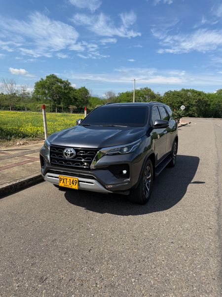 Toyota Fortuner 2026 2.8 blindada - imagen secundaria 1