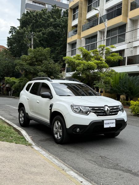 Renault Duster 1.6 Intense Mecanica 2024 - imagen secundaria 2