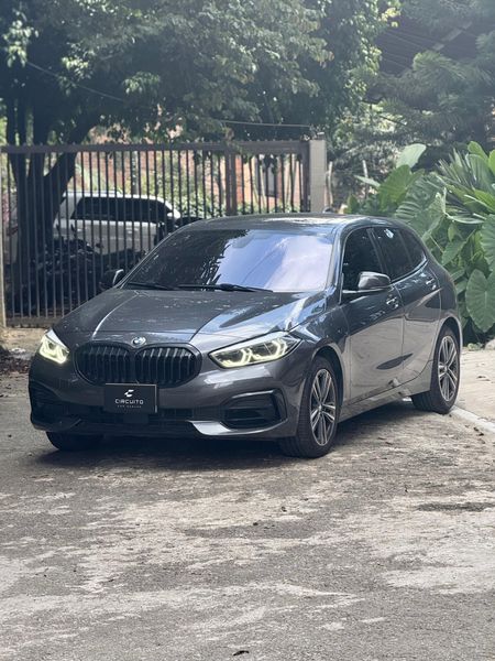 BMW 118i - imagen secundaria 2