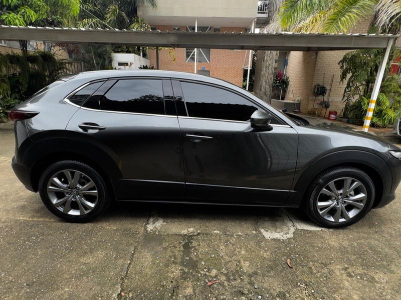 Mazda CX-30 Grand Touring Hybrid 2025  18.000 km  Impecable  Único dueo - imagen secundaria 1