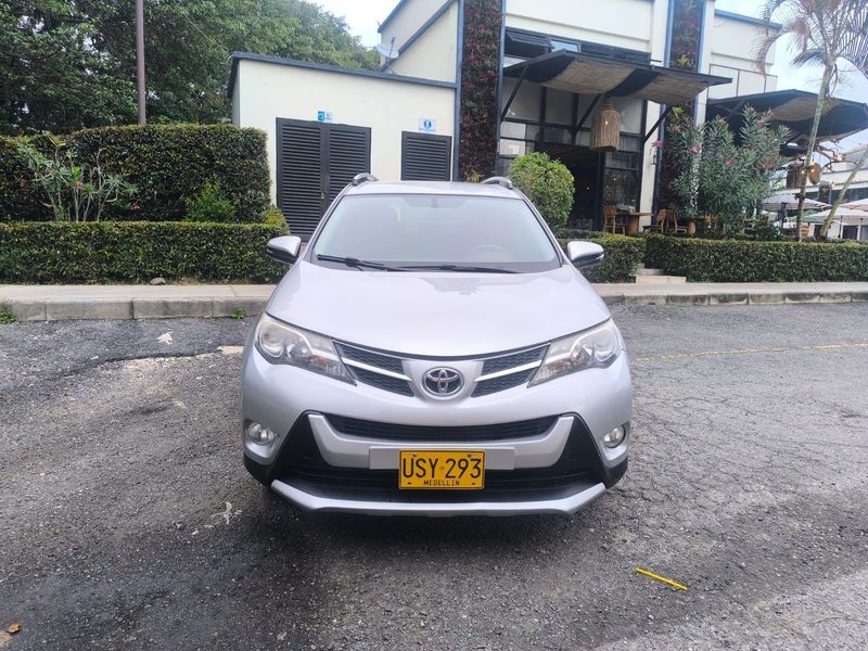 TOYOTA RAV4 25 GASOLINA - imagen secundaria 1