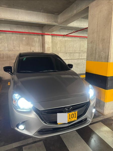 Mazda 2 - imagen secundaria 1