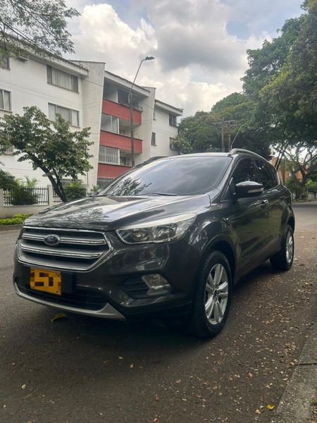 FORD ESCAPE SE 2019 AUTOMATICA - imagen secundaria 1