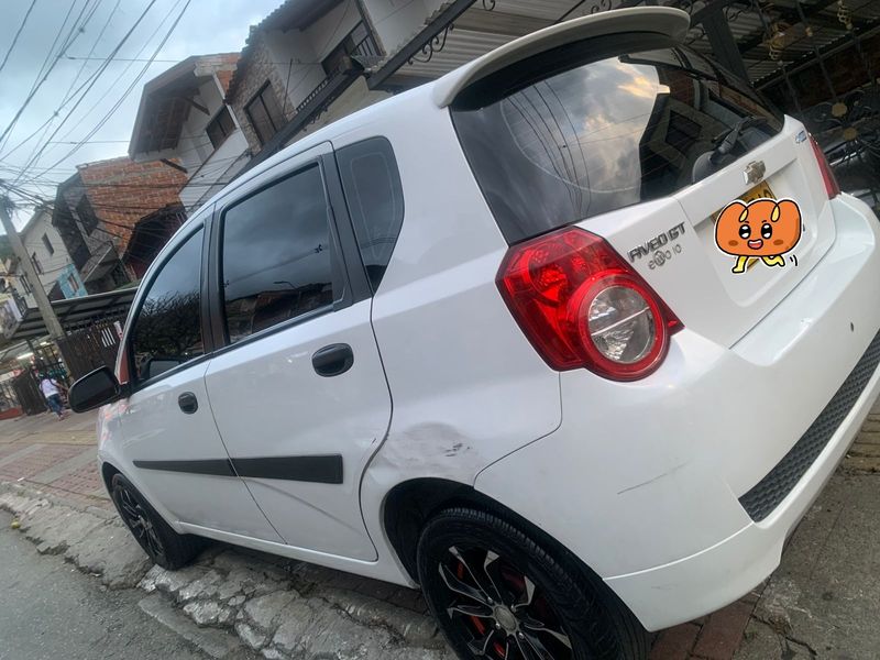 Chevrolet Aveo émotion - imagen secundaria 2