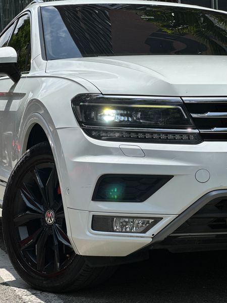 VOLKSWAGEN TIGUAN COMFORTLINE 4MOTION 2018 - imagen secundaria 2
