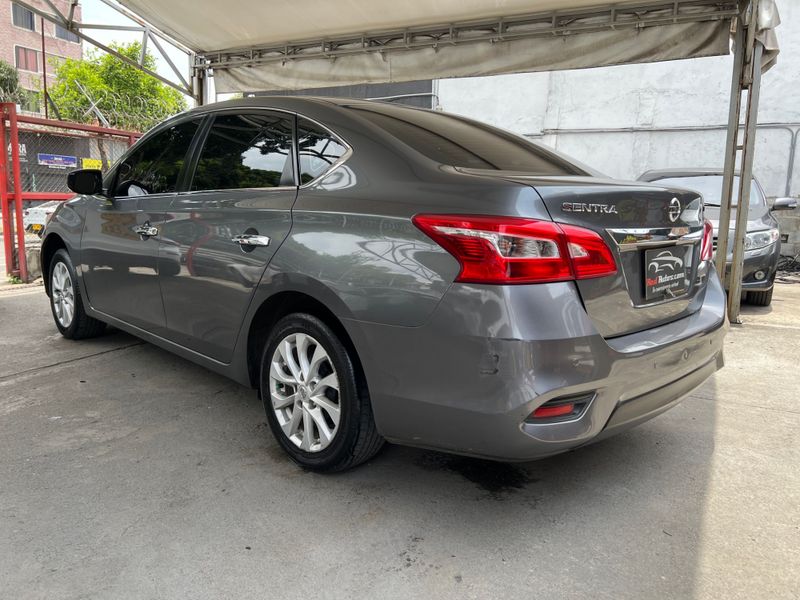 NISSAN SENTRA SENSE 1.8 AUTOMATICO 2019 -POCO KM - imagen secundaria 2