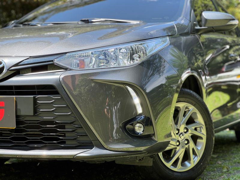 TOYOTA YARIS XS HATCH BACK 2023 - imagen secundaria 1