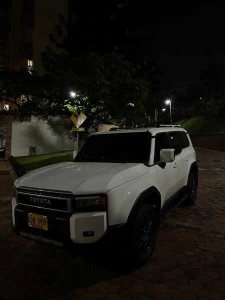 Toyota prado txl 2025 - imagen secundaria 1