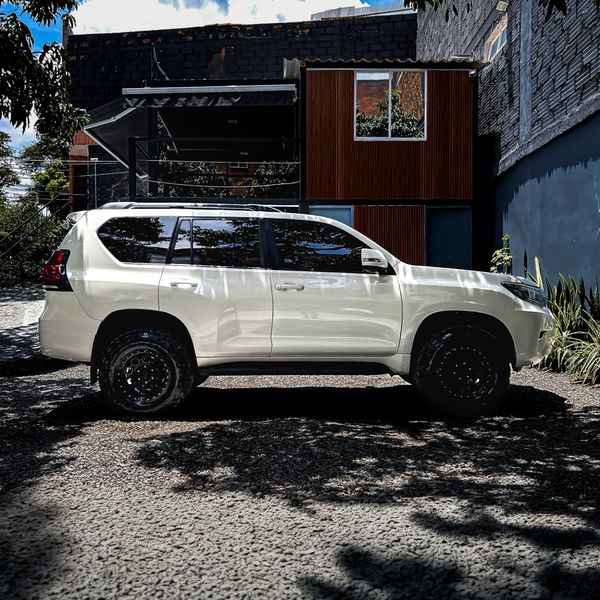 Toyota Prado TX B2 2014 - imagen secundaria 1