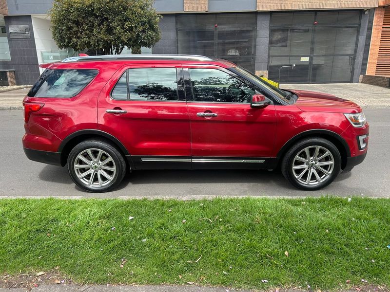 Ford Explorer Limited - imagen secundaria 2