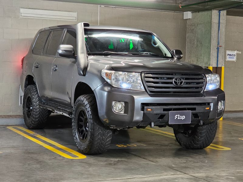 Toyota Land Cruiser LC200 Sahara  4.5 Diesel V8 2014 - imagen secundaria 2
