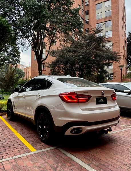 BMW X6 m50i 2018 - imagen secundaria 2