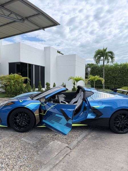 Chevrolet Corvette 2025 2LT - imagen secundaria 2