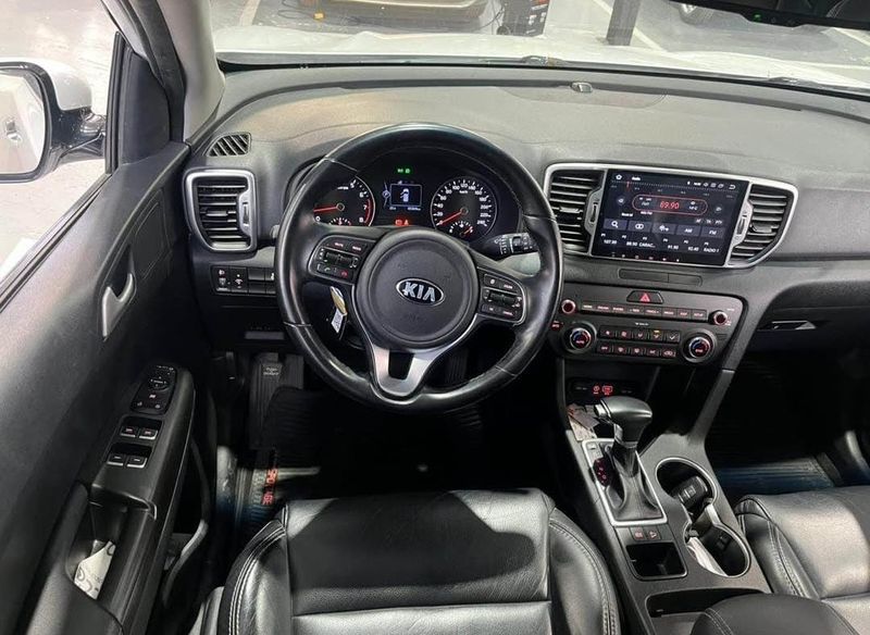 Kia Sportage Vibrant 2019 - imagen secundaria 1