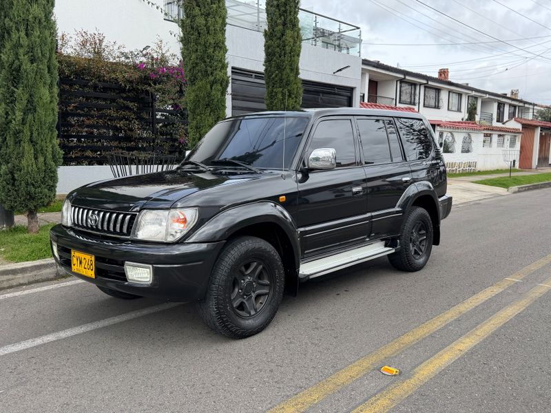 Toyota Prado VX 2008 mecánica blindaje 2 plus - imagen secundaria 2