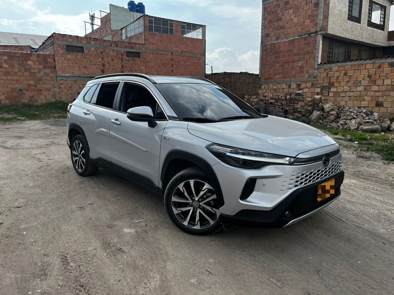 Toyota Corolla cross hb 2025 - imagen secundaria 2