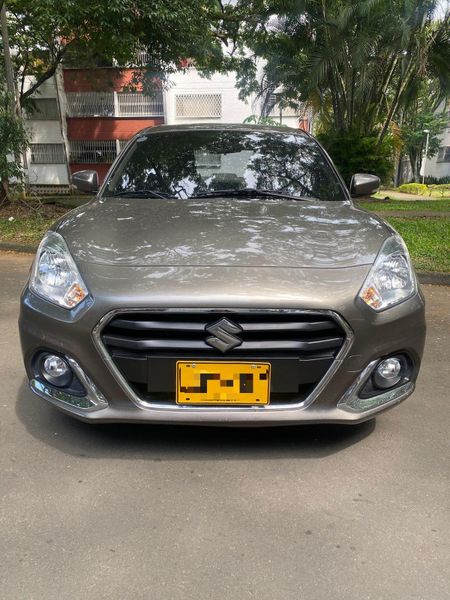 SUZUKI SWIFT DZIRE 2023 - imagen secundaria 1