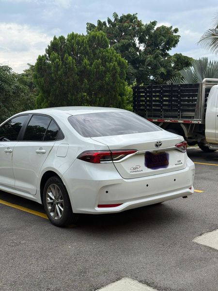 TOYOTA COROLLA XLI MODELO 2024 - imagen secundaria 2