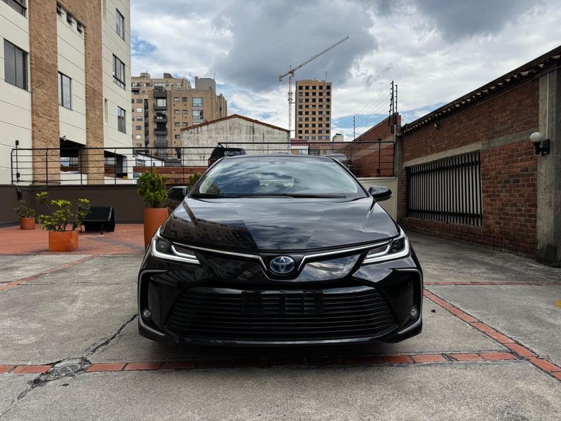 Toyota Corolla 1.8 Seg HIBRIDO 2021 - imagen secundaria 2