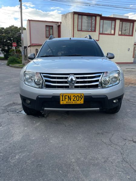 Se vende o permuta Renault duster 4x2 modelo 2016 - imagen secundaria 2