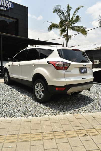 Ford escape se 2019 4x4 - imagen secundaria 2