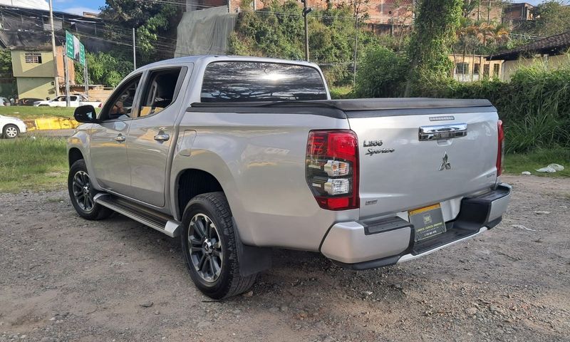 2023 MITSUBISHI L200 GLS AUTOMATICA 4X4 DIESEL INFO 3136614176 - imagen secundaria 2
