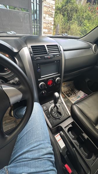 Suzuki Grand Vitara Sport - imagen secundaria 1