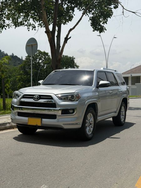 Toyota4Runner Limited 2022 4.0 4x4 - imagen 1