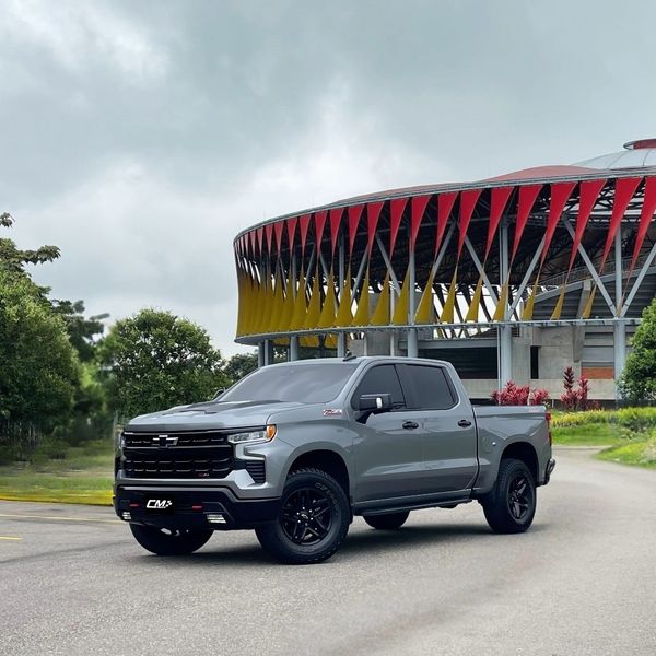 Chevrolet Silverado Z71 - imagen secundaria 1