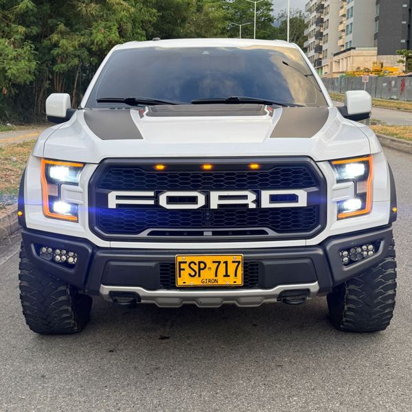 Ford F150 Raptor 2019 - imagen secundaria 2