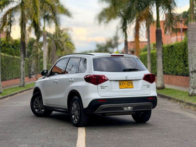 Suzuki Vitara 2022 - imagen secundaria 2
