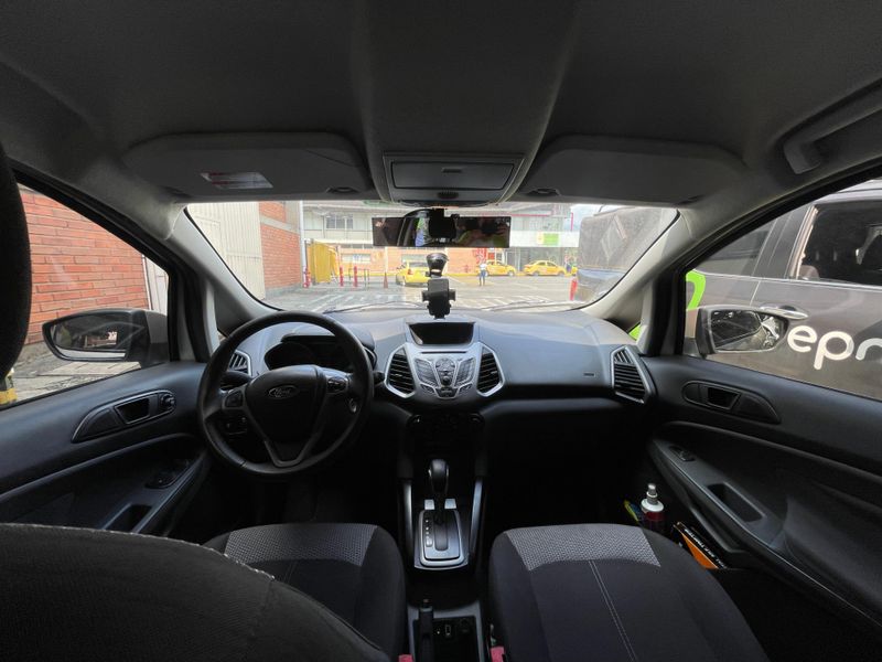 Ford Ecosport SE - imagen secundaria 2