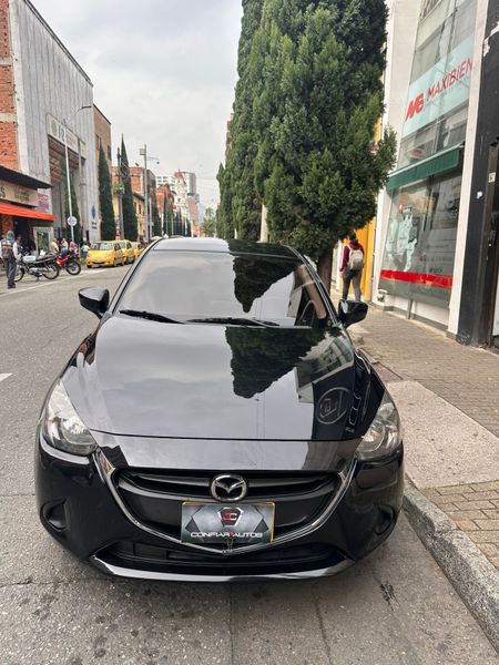 MAZDA 2 TOURING 2017 - imagen secundaria 1