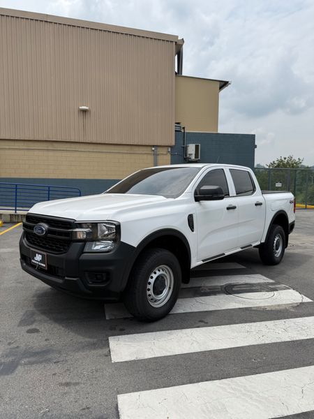 Ford Ranger Xl Diesel 4x4 2024 - imagen secundaria 2