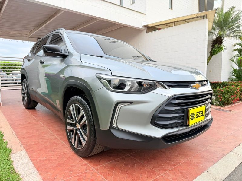 CHEVROLET TRACKER LS 2025 AUTOMÁTICA 28.000 kms - imagen secundaria 2