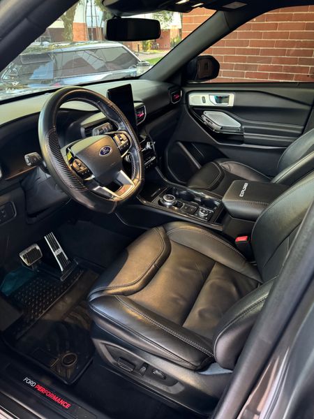 Ford explorer ST 2022 - imagen secundaria 1