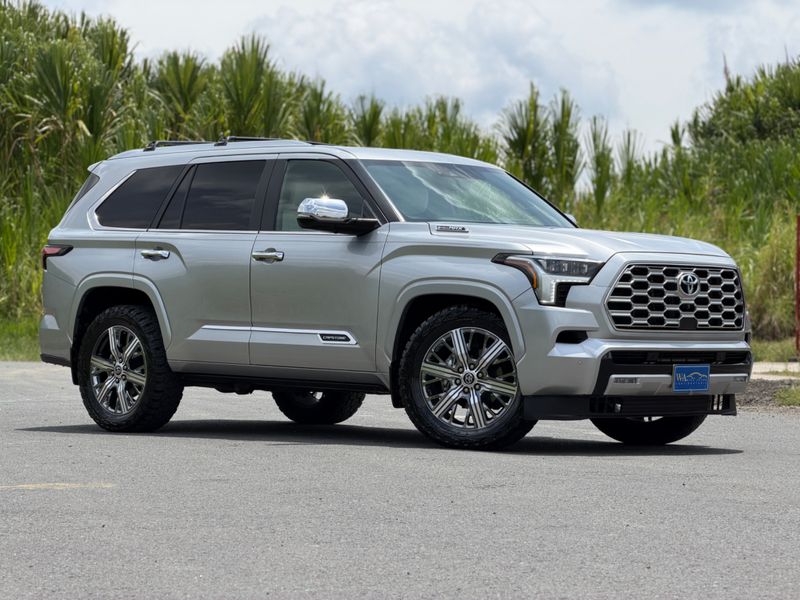 Toyota SEQUOIA CAPSTONE 2024 - imagen secundaria 1