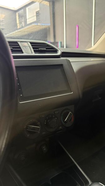 SUZUKI SWIFT - imagen secundaria 2