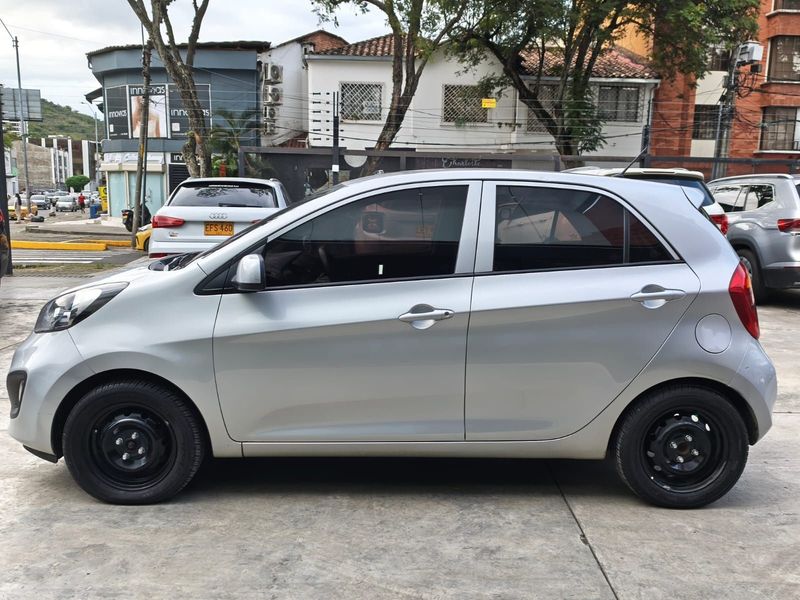 KIA PICANTO ION 1.0 MECÁNICO 2014 - POCO KM - imagen secundaria 1