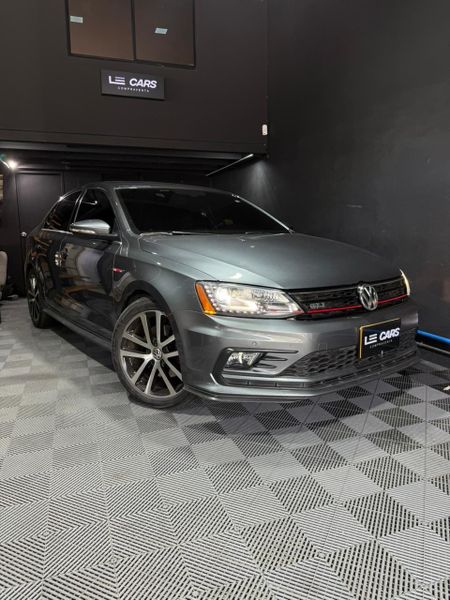 Volkswagen Jetta Gli 2018 - imagen 1
